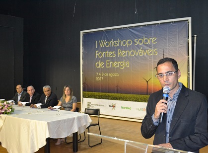 Coordenador do curso de pós-graduação, prof. Sérgio Batista, destacou a satisfação com o evento e início da primeira turma da especialização